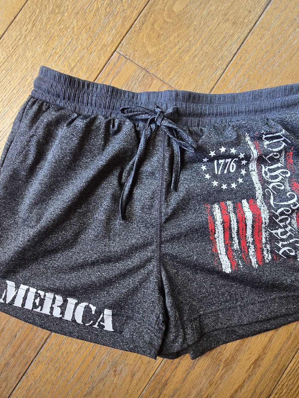 Women's Charcoal Graphic Lounge Shorts - 1776 Americana